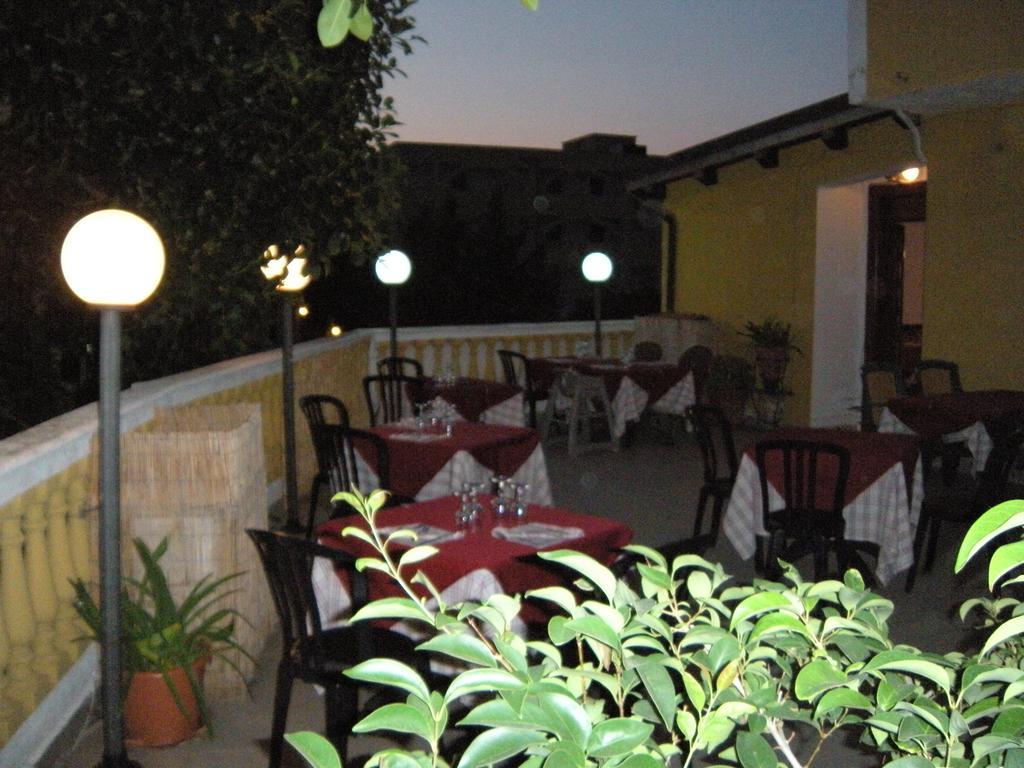 Hotel La Calabrese Isola Di Capo Rizzuto Exteriör bild