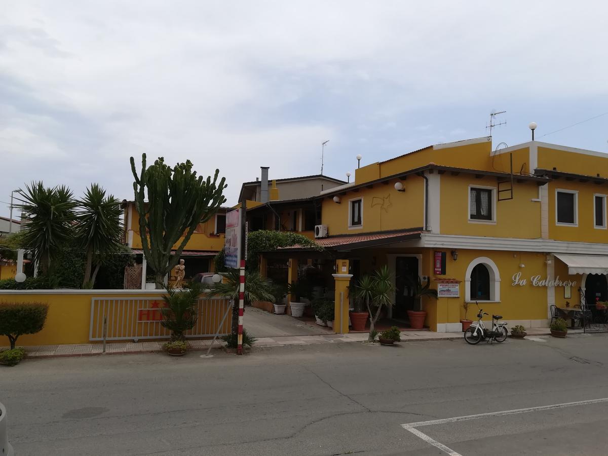 Hotel La Calabrese Isola Di Capo Rizzuto Exteriör bild